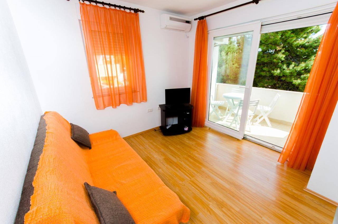 Ciovo View Apartments オクルグ・ゴルニ エクステリア 写真