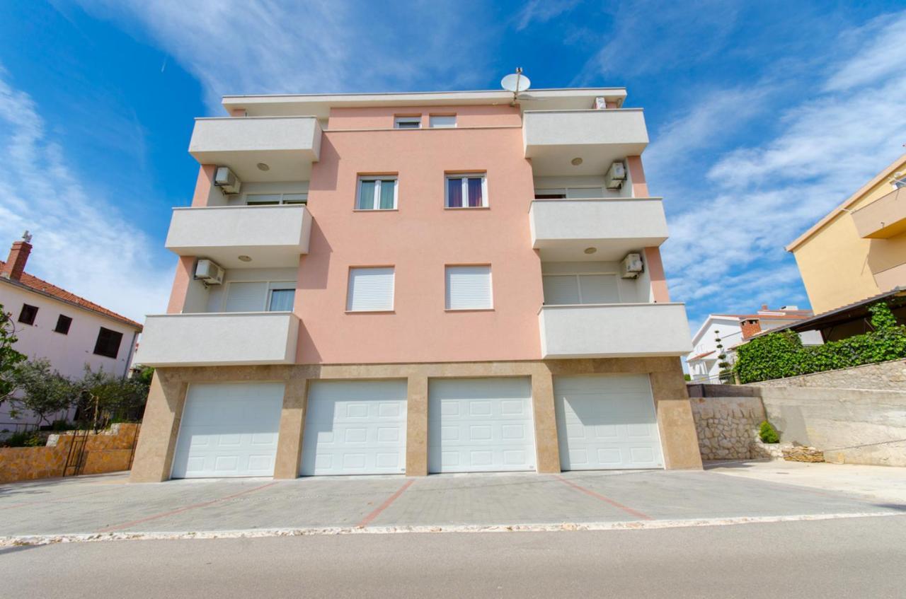 Ciovo View Apartments オクルグ・ゴルニ エクステリア 写真